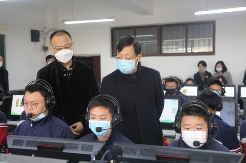 省教育厅调研组到郑东新区外国语学校开展美育进中考测试调研工作