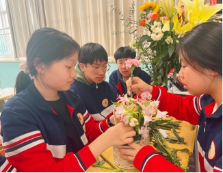 艺术为生活增添情趣